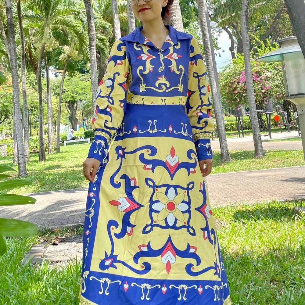 Women dress
